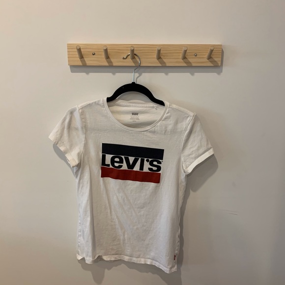 levis top womens white